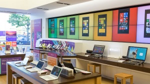 Видеостены для ретейл-центров Microsoft