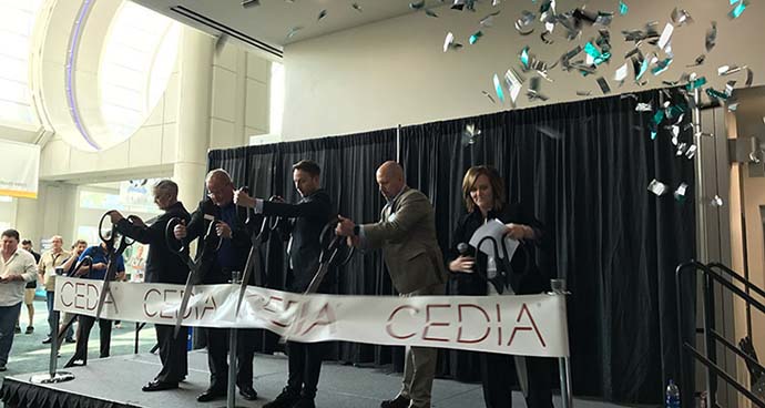 Выход из CEDIA – гениальное решение Crestron. И вот почему