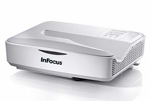 InFocus расширила ассортимент ультракороткофокусных лазерников