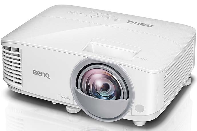 Короткофокусный интерактивный BenQ MW809ST. Он очень удобен