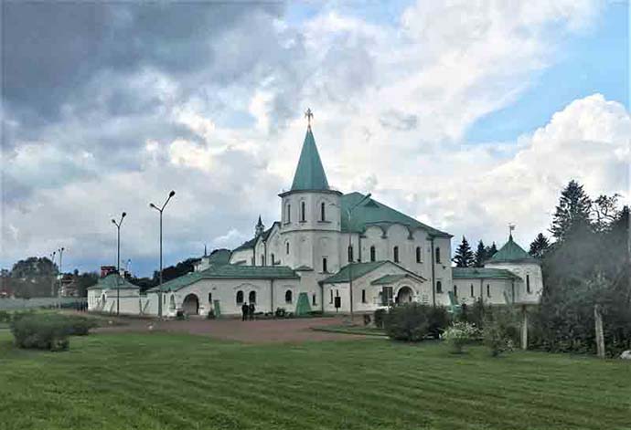 Интерактивные мультимедийные окна в Ратной палате Царского Села