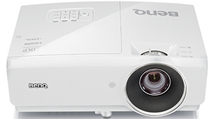 Новинка к школьному сезону: Full HD проектор BenQ MH750