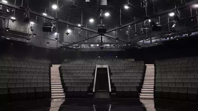 d&b audiotechnik Y10P показала надежные тылы. Буквально!