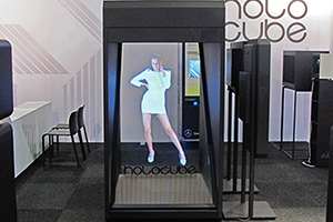 WOW-эффект с 3D дисплеем HOLOCUBE. Первая инсталляция в России