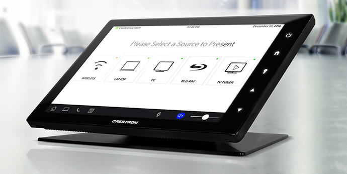 5 плюсов сенсорных панелей Crestron TSW нового поколения 