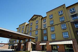 Symetrix Prism стали основой AV-системы отеля Oxford Suites