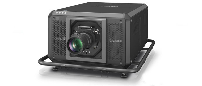 Panasonic выпустила самый компактный лазерник яркостью 50000 лм