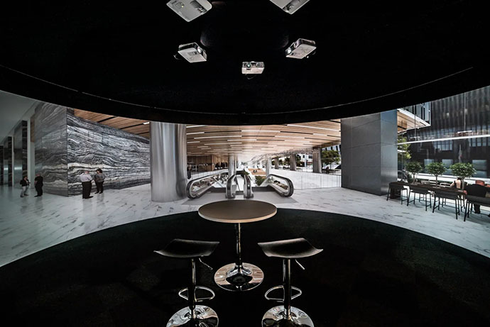 Sennheiser и Igloo Vision объединились, чтобы сделать VR-опыт коллективным