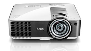 BenQ MW820ST: короткий фокус, классный интерактив