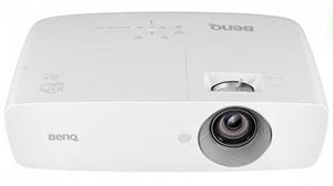 Универсальный мультимедийный Full HD проектор BenQ TH683
