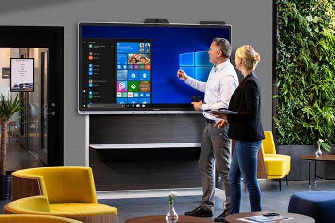 Sharp PN-CD701 — 4K и все самое необходимое для совместной работы