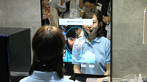 Girls only! «Умное» зеркало Panasonic сделает кожу идеальной