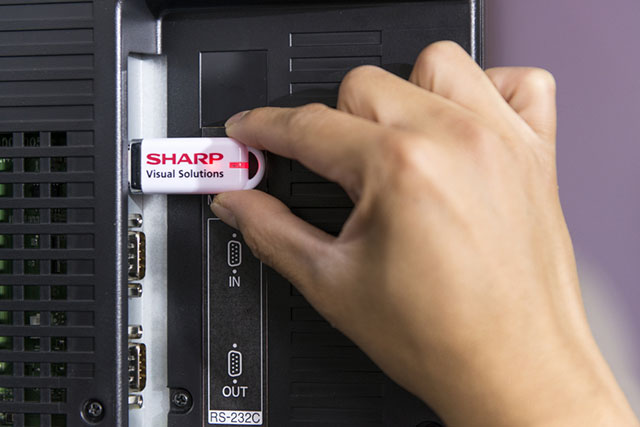 Предложение Sharp по Digital Signage становится бюджетнее
