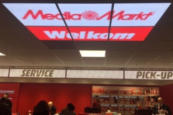 Как брать клиентов "с потолка"? Новое Digital Signage решение LedGo