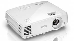 Проектор BenQ W1090 со «спортивным» режимом