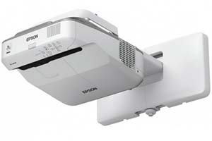 Для школ в Украине закуплено более 600 проекторов Epson