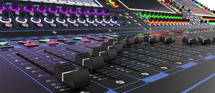 DiGiCo Quantum 338: консоль на чипах FPGA 7-го поколения
