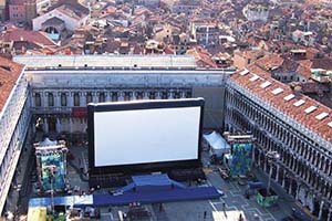 Ассортимент CTC СAPITAL пополнился надувными экранами AIRSCREEN