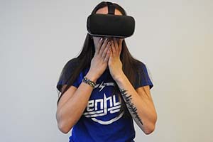 Новая технология отслеживает взгляд покупателя с помощью VR