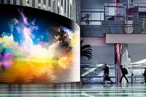 ISE 2019: LG покажет, как будут выглядеть дисплеи будущего