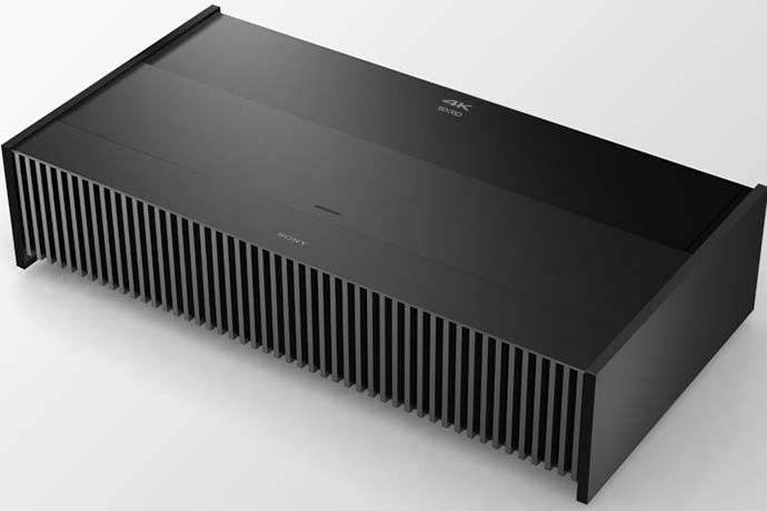 kompaniya-sony-rasshirila-lineyku-lazernykh-4k-proektorov.jpg