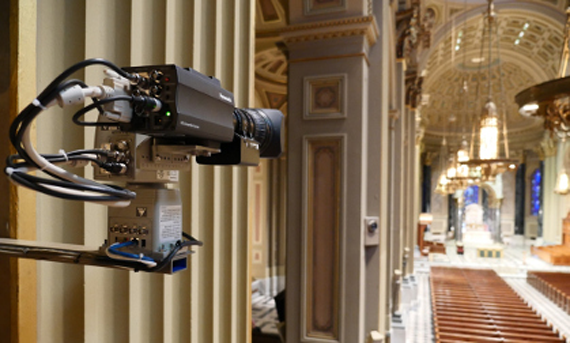 videokamery-panasonic-1.png