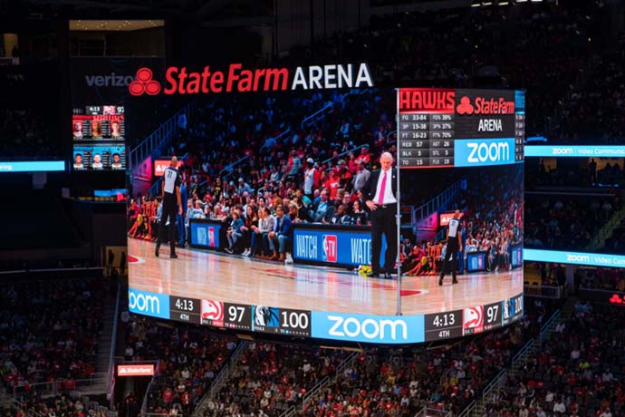 steyt-farm-arena-ustanovila-pervyy-v-nba-360-led-displey-2.jpg