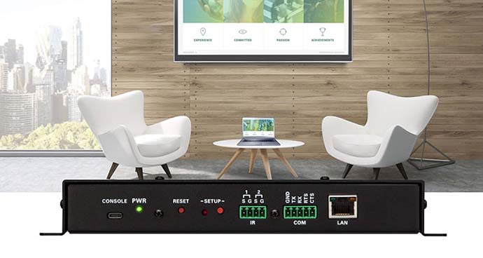 ise-2018-vse-novinki-stenda-crestron-1.jpg