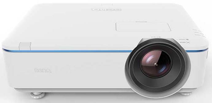 novye-professionalnye-lazernye-4k-proektory-benq-dlya-sovremennykh-installyatsiy-1.jpg