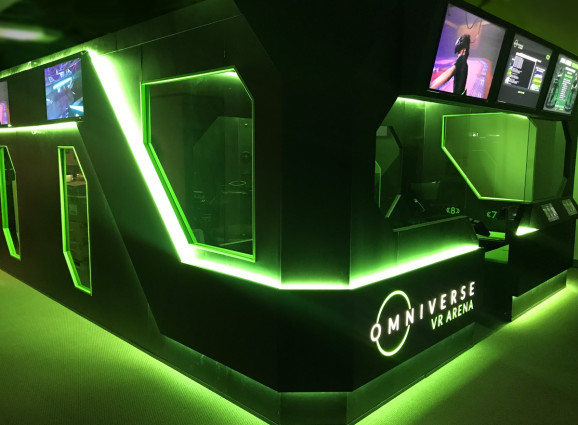 virtuix-i-funovation-predstavili-attraktsion-vr-arena-1.jpg