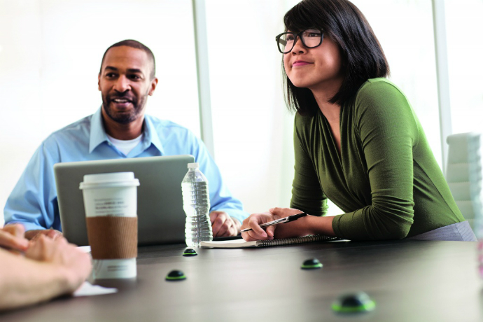 Conference_Close_Up_MX395_Lifestyle_LR.jpg