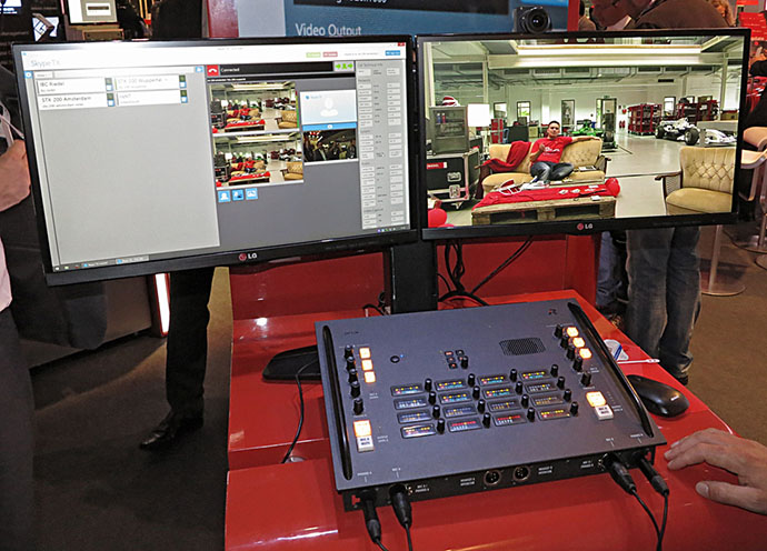 Riedel-STX-200-1.jpg