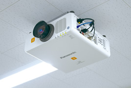 proektory-panasonic-6.jpg