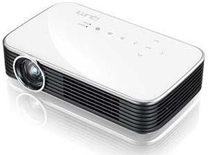 novyy-qumi-q8-portativnyy-full-hd-proektor-1.jpg