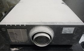 lazernye-proektory-panasonic-1.jpg